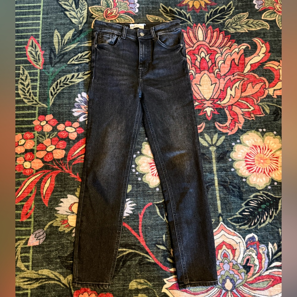 Zara Dark Wash Skinny Jeans Size 4 EU 36